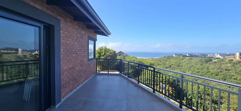 3 Bedroom Property for Sale in Outeniqua Strand Western Cape
